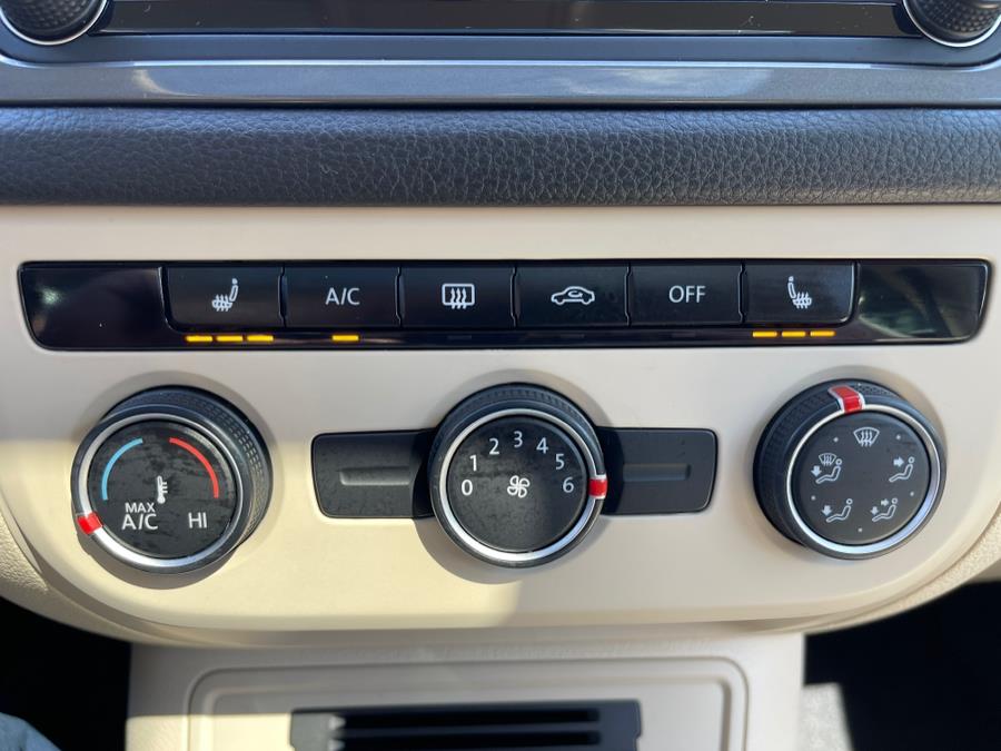 2016 Volkswagen Tiguan 4MOTION 4dr Auto SE, available for sale in Bloomfield, Connecticut | AXA Car Sales and Repair LLC. Bloomfield, Connecticut 2016 Volkswagen Tiguan 4MOTION 4dr Auto SE, available for sale in Bloomfield, Connecticut | AXA Car Sales and Repair LLC. Bloomfield, Connecticut