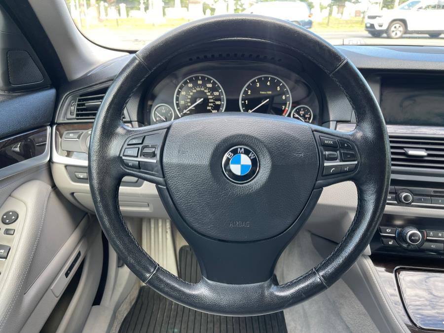 2013 BMW 5 Series 4dr Sdn 535i xDrive AWD, available for sale in Bloomfield, Connecticut | AXA Car Sales and Repair LLC. Bloomfield, Connecticut 2013 BMW 5 Series 4dr Sdn 535i xDrive AWD, available for sale in Bloomfield, Connecticut | AXA Car Sales and Repair LLC. Bloomfield, Connecticut