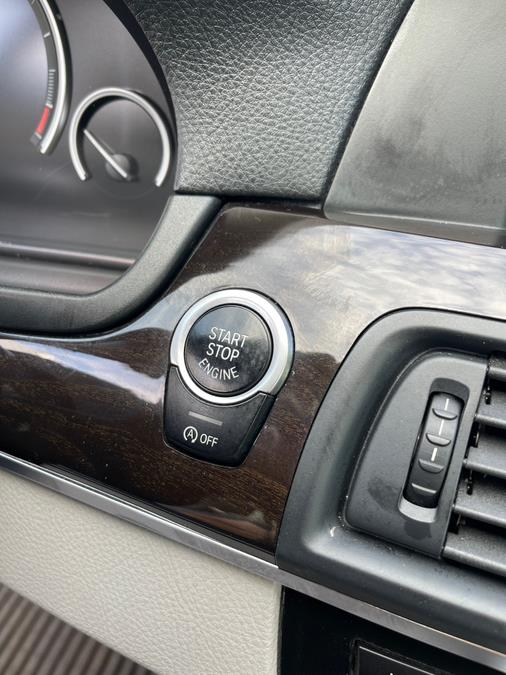 2013 BMW 5 Series 4dr Sdn 535i xDrive AWD, available for sale in Bloomfield, Connecticut | AXA Car Sales and Repair LLC. Bloomfield, Connecticut 2013 BMW 5 Series 4dr Sdn 535i xDrive AWD, available for sale in Bloomfield, Connecticut | AXA Car Sales and Repair LLC. Bloomfield, Connecticut