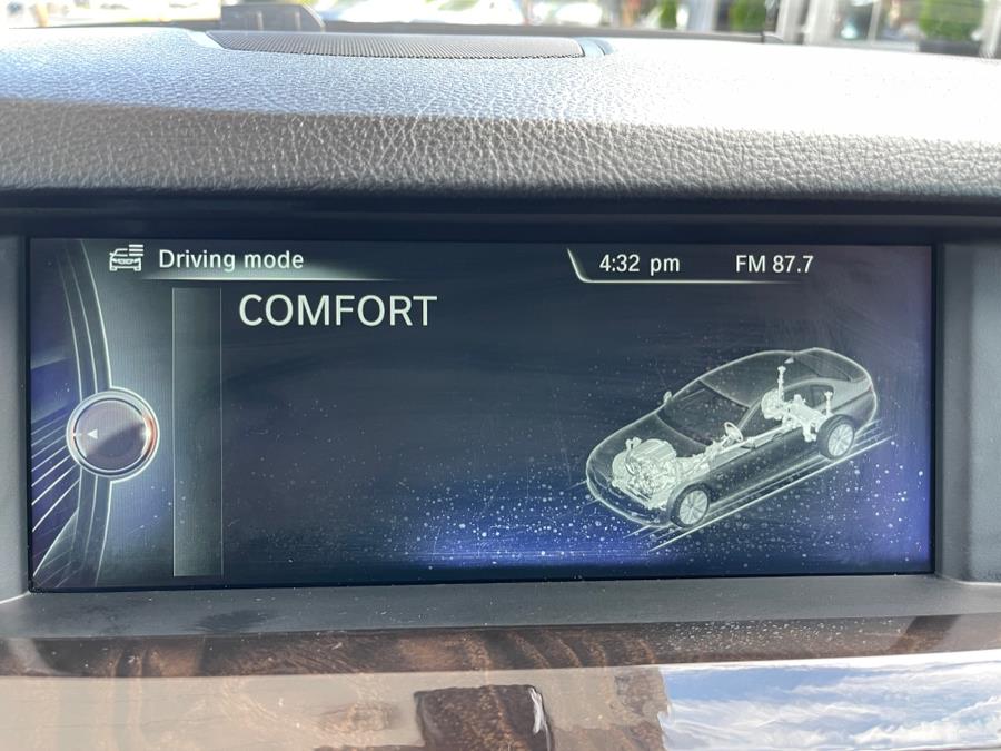 2013 BMW 5 Series 4dr Sdn 535i xDrive AWD, available for sale in Bloomfield, Connecticut | AXA Car Sales and Repair LLC. Bloomfield, Connecticut 2013 BMW 5 Series 4dr Sdn 535i xDrive AWD, available for sale in Bloomfield, Connecticut | AXA Car Sales and Repair LLC. Bloomfield, Connecticut
