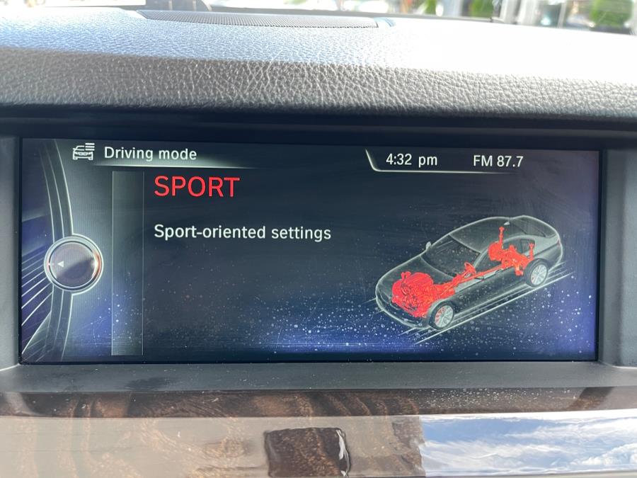 2013 BMW 5 Series 4dr Sdn 535i xDrive AWD, available for sale in Bloomfield, Connecticut | AXA Car Sales and Repair LLC. Bloomfield, Connecticut 2013 BMW 5 Series 4dr Sdn 535i xDrive AWD, available for sale in Bloomfield, Connecticut | AXA Car Sales and Repair LLC. Bloomfield, Connecticut