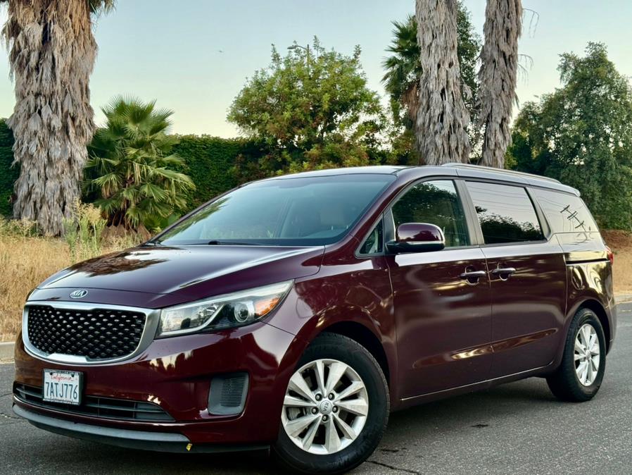 Used 2015 Kia Sedona in Tarzana, California | Ivanna Auto. Tarzana, California