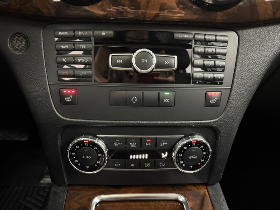 2013 Mercedes-Benz GLK-Class 4MATIC 4dr GLK350, available for sale in Elizabeth, New Jersey | Dream Auto Group. Elizabeth, New Jersey 2013 Mercedes-Benz GLK-Class 4MATIC 4dr GLK350, available for sale in Elizabeth, New Jersey | Dream Auto Group. Elizabeth, New Jersey