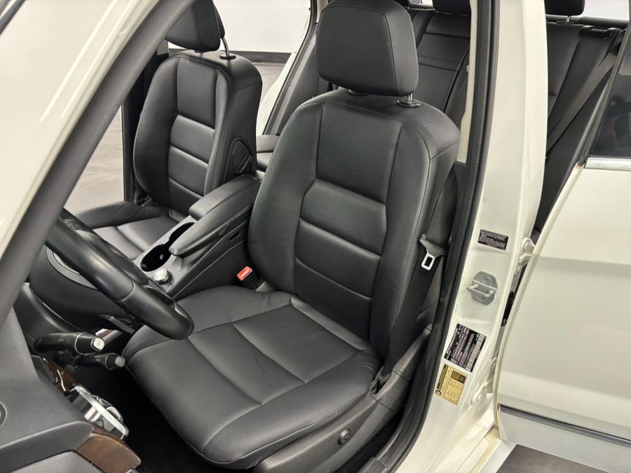2013 Mercedes-Benz GLK-Class 4MATIC 4dr GLK350, available for sale in Elizabeth, New Jersey | Dream Auto Group. Elizabeth, New Jersey 2013 Mercedes-Benz GLK-Class 4MATIC 4dr GLK350, available for sale in Elizabeth, New Jersey | Dream Auto Group. Elizabeth, New Jersey
