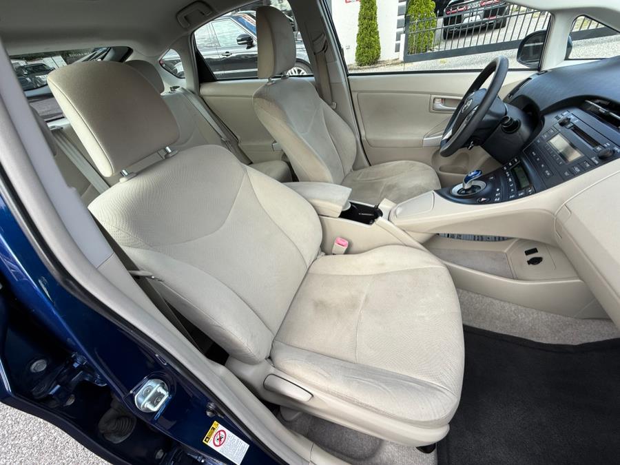 2011 Toyota Prius 5dr HB I (Natl), available for sale in Huntington Station, New York | Huntington Auto Mall. Huntington Station, New York 2011 Toyota Prius 5dr HB I (Natl), available for sale in Huntington Station, New York | Huntington Auto Mall. Huntington Station, New York