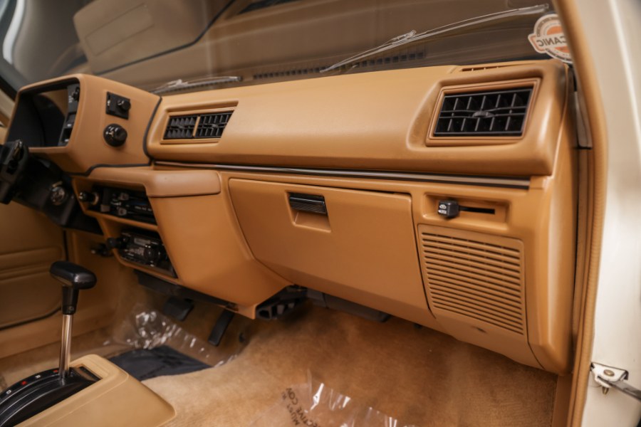 1981 Honda Civic 2dr Hatchback 1500 DX Auto, available for sale in North Salem, New York | Meccanic Shop North Inc. North Salem, New York 1981 Honda Civic 2dr Hatchback 1500 DX Auto, available for sale in North Salem, New York | Meccanic Shop North Inc. North Salem, New York