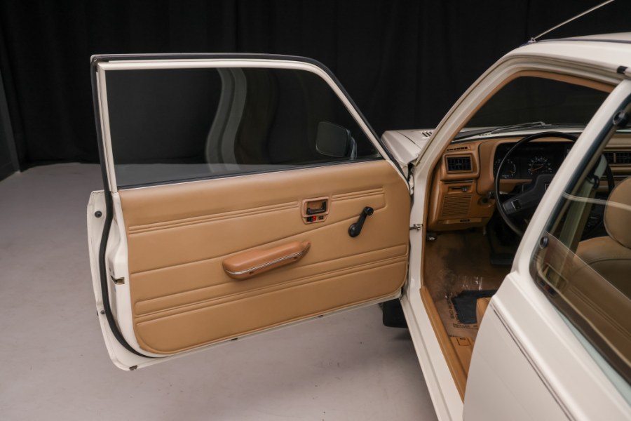 1981 Honda Civic 2dr Hatchback 1500 DX Auto, available for sale in North Salem, New York | Meccanic Shop North Inc. North Salem, New York 1981 Honda Civic 2dr Hatchback 1500 DX Auto, available for sale in North Salem, New York | Meccanic Shop North Inc. North Salem, New York