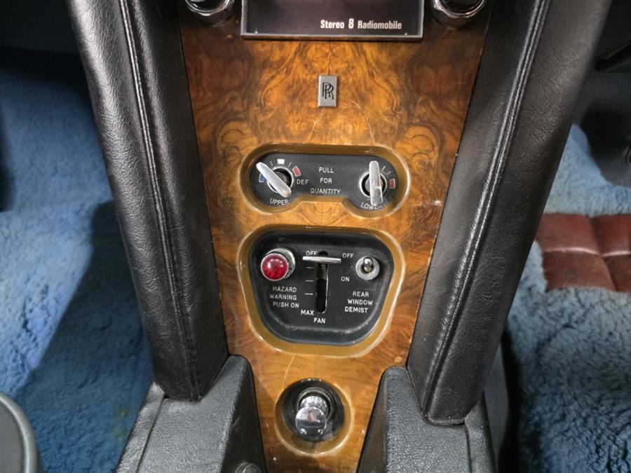1972 Rolls Royce Silver Shadow Sedan, available for sale in West Haven, Connecticut | Auto Fair Inc.. West Haven, Connecticut 1972 Rolls Royce Silver Shadow Sedan, available for sale in West Haven, Connecticut | Auto Fair Inc.. West Haven, Connecticut