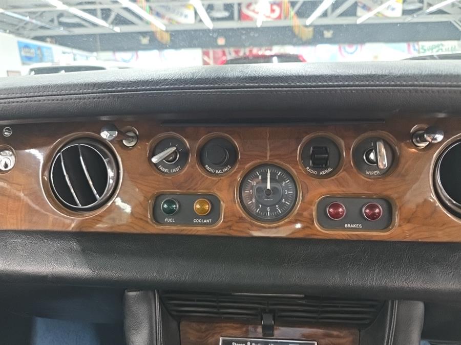 1972 Rolls Royce Silver Shadow Sedan, available for sale in West Haven, Connecticut | Auto Fair Inc.. West Haven, Connecticut 1972 Rolls Royce Silver Shadow Sedan, available for sale in West Haven, Connecticut | Auto Fair Inc.. West Haven, Connecticut