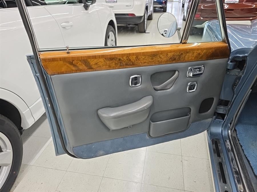 1972 Rolls Royce Silver Shadow Sedan, available for sale in West Haven, Connecticut | Auto Fair Inc.. West Haven, Connecticut 1972 Rolls Royce Silver Shadow Sedan, available for sale in West Haven, Connecticut | Auto Fair Inc.. West Haven, Connecticut