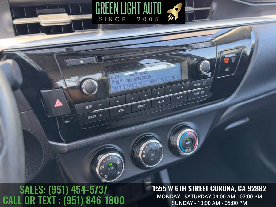 2015 Toyota Corolla 4dr Sdn Auto L (Natl), available for sale in Corona, California | Green Light Auto. Corona, California 2015 Toyota Corolla 4dr Sdn Auto L (Natl), available for sale in Corona, California | Green Light Auto. Corona, California