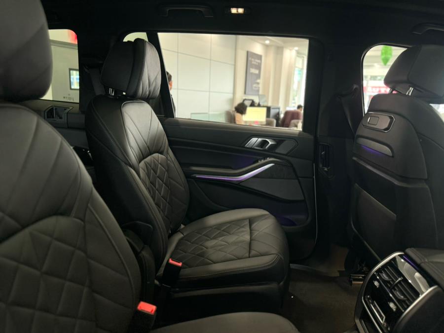 2023 BMW X7 xDrive40i Sports Activity Vehicle, available for sale in Franklin Square, New York | Luxury Motor Club. Franklin Square, New York 2023 BMW X7 xDrive40i Sports Activity Vehicle, available for sale in Franklin Square, New York | Luxury Motor Club. Franklin Square, New York