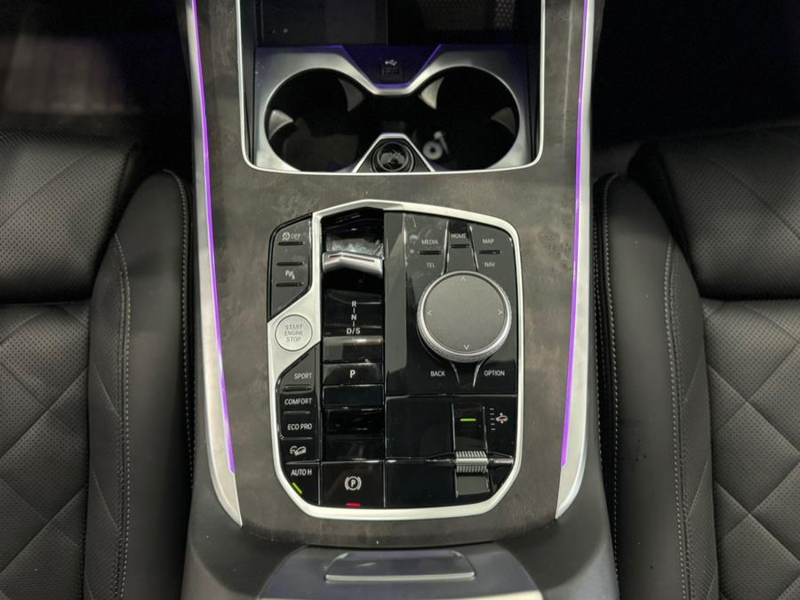 2023 BMW X7 xDrive40i Sports Activity Vehicle, available for sale in Franklin Square, New York | Luxury Motor Club. Franklin Square, New York 2023 BMW X7 xDrive40i Sports Activity Vehicle, available for sale in Franklin Square, New York | Luxury Motor Club. Franklin Square, New York