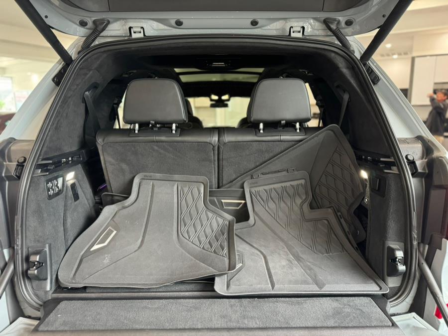 2023 BMW X7 xDrive40i Sports Activity Vehicle, available for sale in Franklin Square, New York | Luxury Motor Club. Franklin Square, New York 2023 BMW X7 xDrive40i Sports Activity Vehicle, available for sale in Franklin Square, New York | Luxury Motor Club. Franklin Square, New York