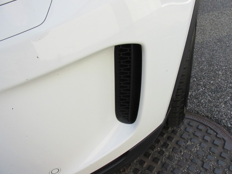 2021 Land Rover Discovery Sport S 4WD, available for sale in Massapequa, New York | South Shore Auto Brokers & Sales. Massapequa, New York 2021 Land Rover Discovery Sport S 4WD, available for sale in Massapequa, New York | South Shore Auto Brokers & Sales. Massapequa, New York