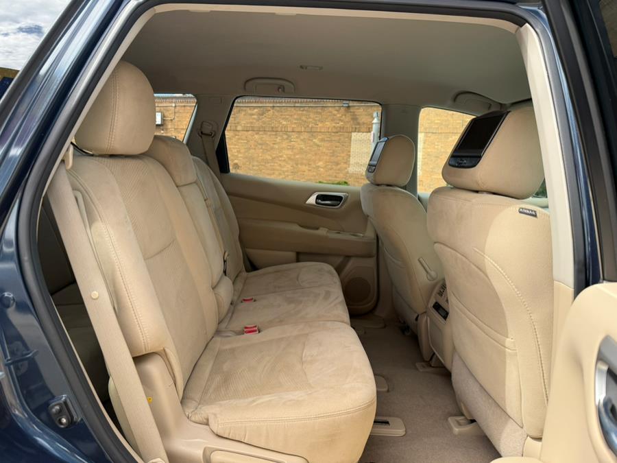 2014 Nissan Pathfinder 4WD 4dr SV, available for sale in Brooklyn, New York | Worlds Best Auto Inc. Brooklyn, New York 2014 Nissan Pathfinder 4WD 4dr SV, available for sale in Brooklyn, New York | Worlds Best Auto Inc. Brooklyn, New York