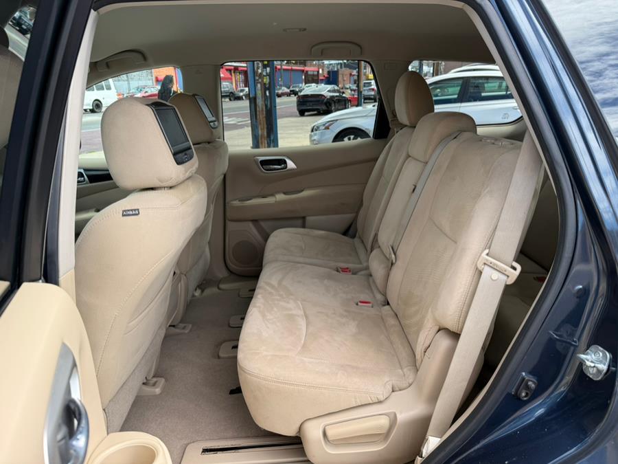 2014 Nissan Pathfinder 4WD 4dr SV, available for sale in Brooklyn, New York | Worlds Best Auto Inc. Brooklyn, New York 2014 Nissan Pathfinder 4WD 4dr SV, available for sale in Brooklyn, New York | Worlds Best Auto Inc. Brooklyn, New York