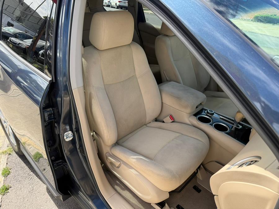 2014 Nissan Pathfinder 4WD 4dr SV, available for sale in Brooklyn, New York | Worlds Best Auto Inc. Brooklyn, New York 2014 Nissan Pathfinder 4WD 4dr SV, available for sale in Brooklyn, New York | Worlds Best Auto Inc. Brooklyn, New York