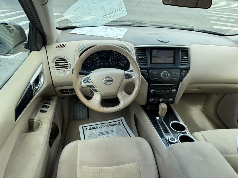 2014 Nissan Pathfinder 4WD 4dr SV, available for sale in Brooklyn, New York | Worlds Best Auto Inc. Brooklyn, New York 2014 Nissan Pathfinder 4WD 4dr SV, available for sale in Brooklyn, New York | Worlds Best Auto Inc. Brooklyn, New York