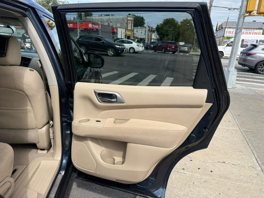 2014 Nissan Pathfinder 4WD 4dr SV, available for sale in Brooklyn, New York | Worlds Best Auto Inc. Brooklyn, New York 2014 Nissan Pathfinder 4WD 4dr SV, available for sale in Brooklyn, New York | Worlds Best Auto Inc. Brooklyn, New York