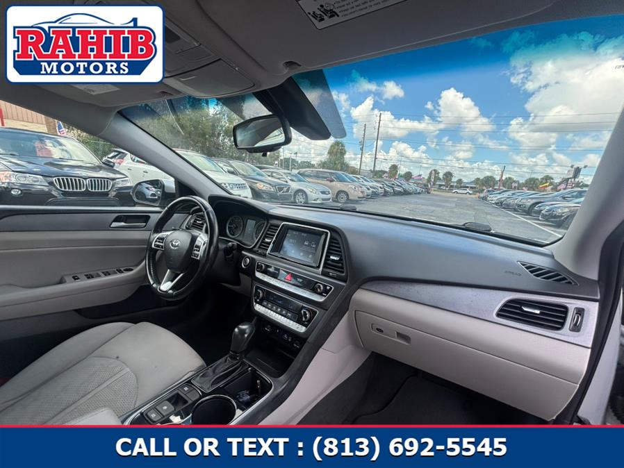 2019 Hyundai Sonata SEL 2.4L, available for sale in Orlando, Florida | RAHIB INC. Orlando, Florida 2019 Hyundai Sonata SEL 2.4L, available for sale in Orlando, Florida | RAHIB INC. Orlando, Florida