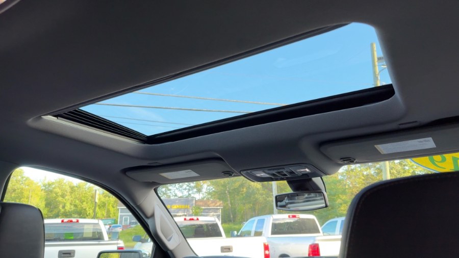 2019 GMC Sierra 1500 4WD Crew Cab 147" SLT, available for sale in Waterbury, Connecticut | West End Automotive Center. Waterbury, Connecticut 2019 GMC Sierra 1500 4WD Crew Cab 147" SLT, available for sale in Waterbury, Connecticut | West End Automotive Center. Waterbury, Connecticut