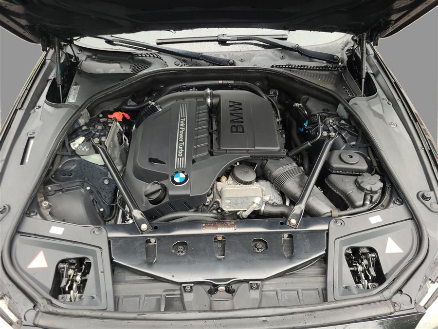 2012 BMW 5 Series 4dr Sdn 535i xDrive AWD, available for sale in Canton, Connecticut | Lava Motors. Canton, Connecticut 2012 BMW 5 Series 4dr Sdn 535i xDrive AWD, available for sale in Canton, Connecticut | Lava Motors. Canton, Connecticut