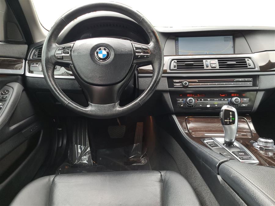 2012 BMW 5 Series 4dr Sdn 535i xDrive AWD, available for sale in Canton, Connecticut | Lava Motors. Canton, Connecticut 2012 BMW 5 Series 4dr Sdn 535i xDrive AWD, available for sale in Canton, Connecticut | Lava Motors. Canton, Connecticut