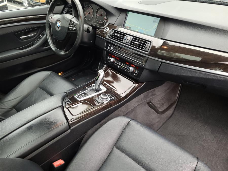 2012 BMW 5 Series 4dr Sdn 535i xDrive AWD, available for sale in Canton, Connecticut | Lava Motors. Canton, Connecticut 2012 BMW 5 Series 4dr Sdn 535i xDrive AWD, available for sale in Canton, Connecticut | Lava Motors. Canton, Connecticut