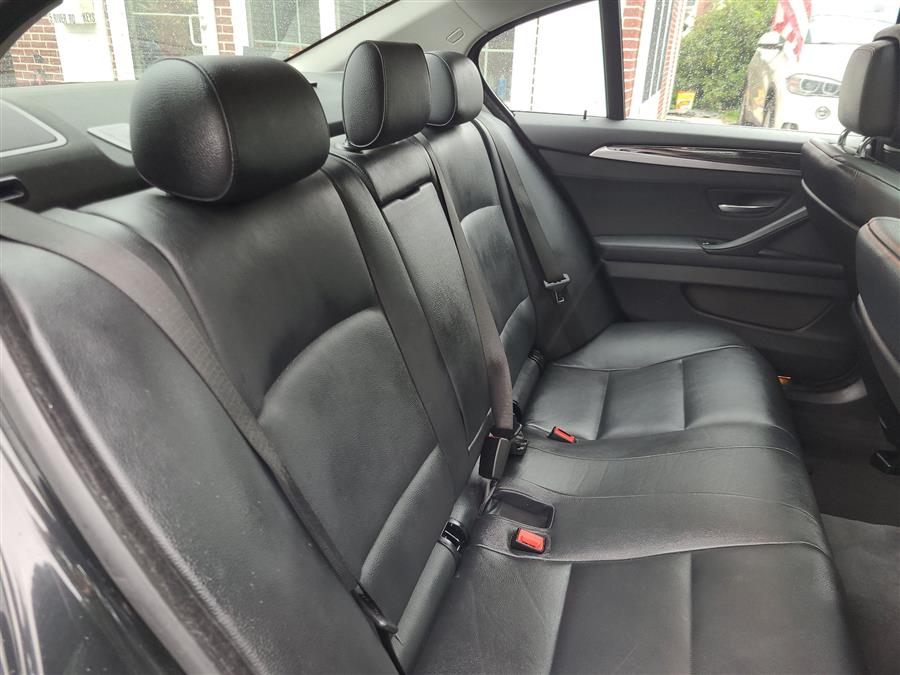 2012 BMW 5 Series 4dr Sdn 535i xDrive AWD, available for sale in Canton, Connecticut | Lava Motors. Canton, Connecticut 2012 BMW 5 Series 4dr Sdn 535i xDrive AWD, available for sale in Canton, Connecticut | Lava Motors. Canton, Connecticut