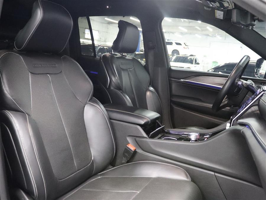 2022 Jeep Grand Cherokee OVERLAND, available for sale in Paterson, New Jersey | Fast Track Motors. Paterson, New Jersey 2022 Jeep Grand Cherokee OVERLAND, available for sale in Paterson, New Jersey | Fast Track Motors. Paterson, New Jersey