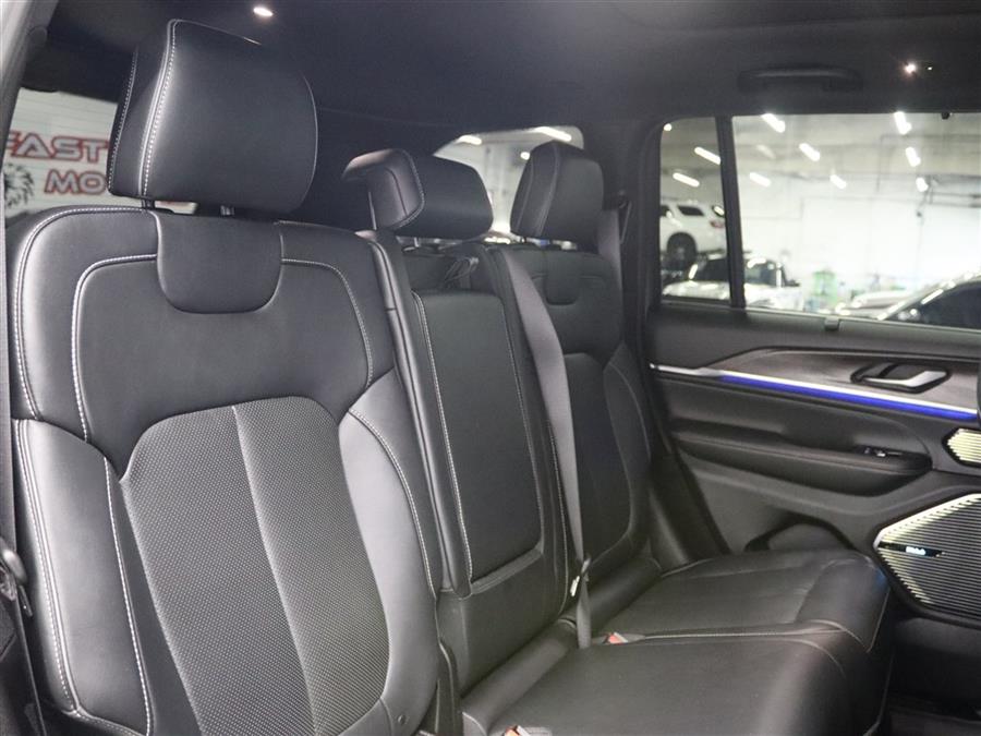 2022 Jeep Grand Cherokee OVERLAND, available for sale in Paterson, New Jersey | Fast Track Motors. Paterson, New Jersey 2022 Jeep Grand Cherokee OVERLAND, available for sale in Paterson, New Jersey | Fast Track Motors. Paterson, New Jersey