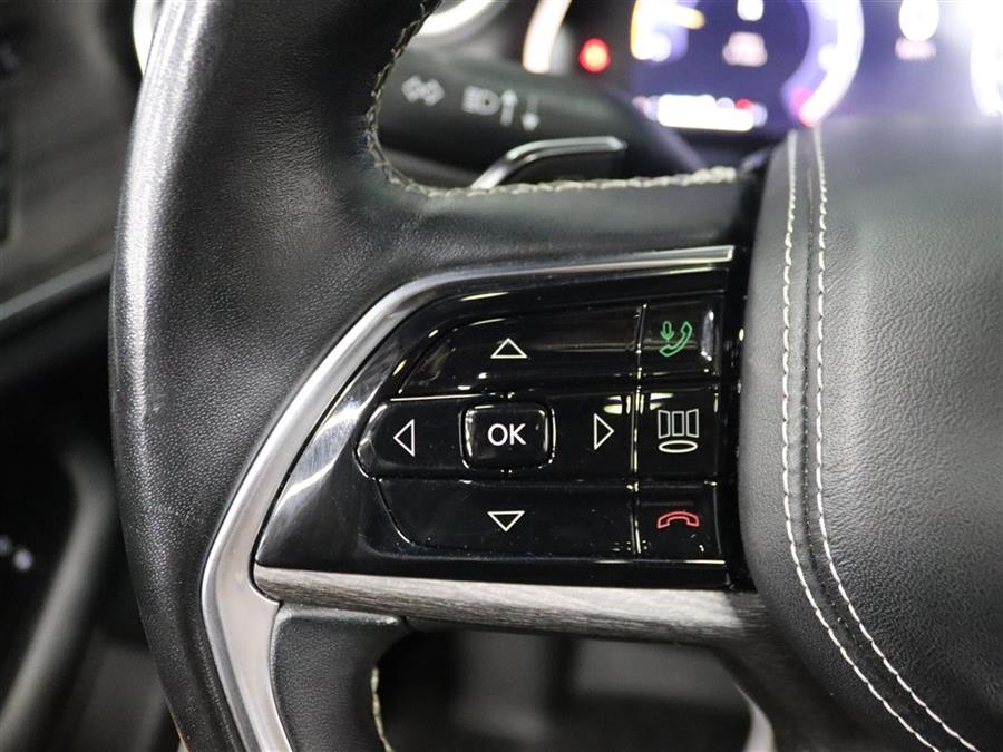 2022 Jeep Grand Cherokee OVERLAND, available for sale in Paterson, New Jersey | Fast Track Motors. Paterson, New Jersey 2022 Jeep Grand Cherokee OVERLAND, available for sale in Paterson, New Jersey | Fast Track Motors. Paterson, New Jersey