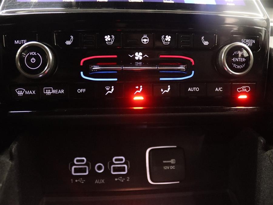 2022 Jeep Grand Cherokee OVERLAND, available for sale in Paterson, New Jersey | Fast Track Motors. Paterson, New Jersey 2022 Jeep Grand Cherokee OVERLAND, available for sale in Paterson, New Jersey | Fast Track Motors. Paterson, New Jersey