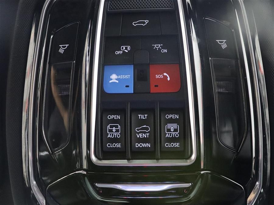 2022 Jeep Grand Cherokee OVERLAND, available for sale in Paterson, New Jersey | Fast Track Motors. Paterson, New Jersey 2022 Jeep Grand Cherokee OVERLAND, available for sale in Paterson, New Jersey | Fast Track Motors. Paterson, New Jersey