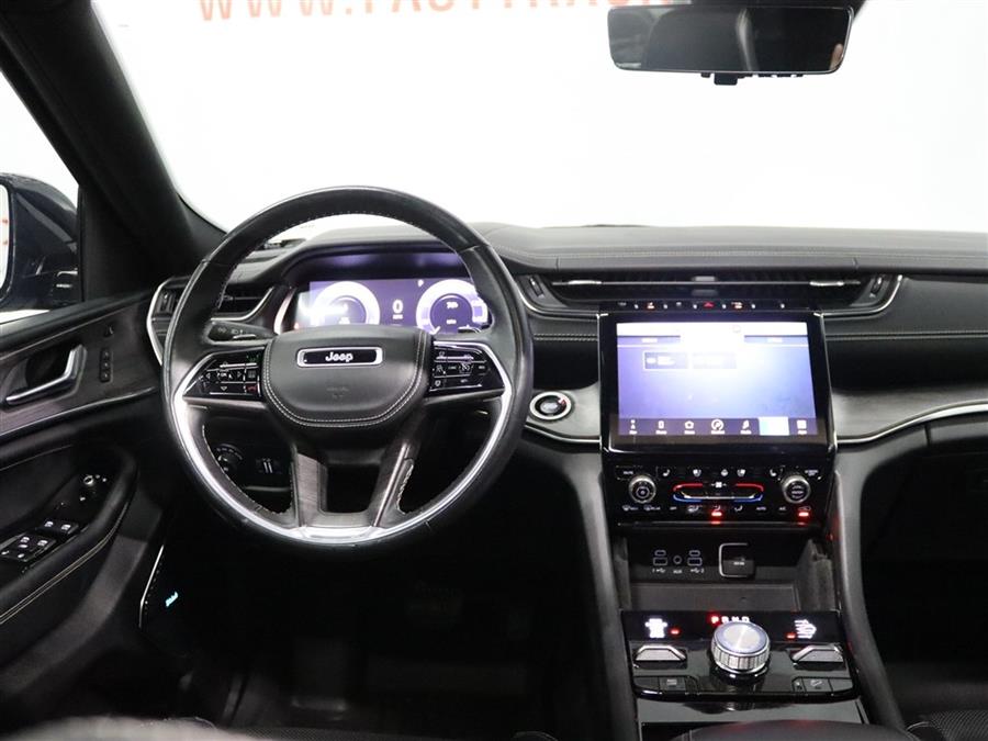 2022 Jeep Grand Cherokee OVERLAND, available for sale in Paterson, New Jersey | Fast Track Motors. Paterson, New Jersey 2022 Jeep Grand Cherokee OVERLAND, available for sale in Paterson, New Jersey | Fast Track Motors. Paterson, New Jersey