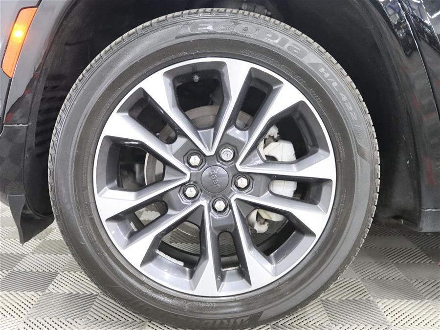 2022 Jeep Grand Cherokee OVERLAND, available for sale in Paterson, New Jersey | Fast Track Motors. Paterson, New Jersey 2022 Jeep Grand Cherokee OVERLAND, available for sale in Paterson, New Jersey | Fast Track Motors. Paterson, New Jersey