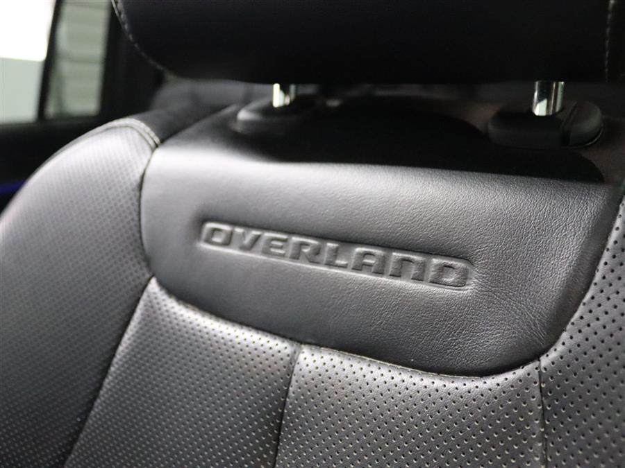 2022 Jeep Grand Cherokee OVERLAND, available for sale in Paterson, New Jersey | Fast Track Motors. Paterson, New Jersey 2022 Jeep Grand Cherokee OVERLAND, available for sale in Paterson, New Jersey | Fast Track Motors. Paterson, New Jersey
