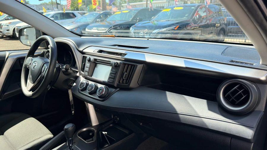 2018 Toyota Rav4 LE Sport Utility 4D, available for sale in Linden, New Jersey | Route 27 Auto Mall. Linden, New Jersey 2018 Toyota Rav4 LE Sport Utility 4D, available for sale in Linden, New Jersey | Route 27 Auto Mall. Linden, New Jersey