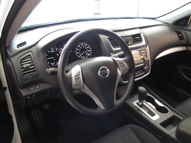 2016 Nissan Altima 4dr Sdn I4 2.5 SV, available for sale in Placentia, California | Auto Network Group Inc. Placentia, California 2016 Nissan Altima 4dr Sdn I4 2.5 SV, available for sale in Placentia, California | Auto Network Group Inc. Placentia, California