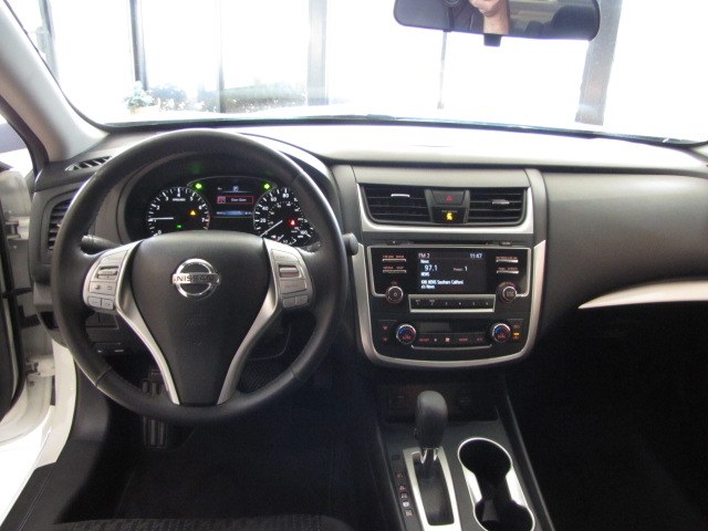 2016 Nissan Altima 4dr Sdn I4 2.5 SV, available for sale in Placentia, California | Auto Network Group Inc. Placentia, California 2016 Nissan Altima 4dr Sdn I4 2.5 SV, available for sale in Placentia, California | Auto Network Group Inc. Placentia, California