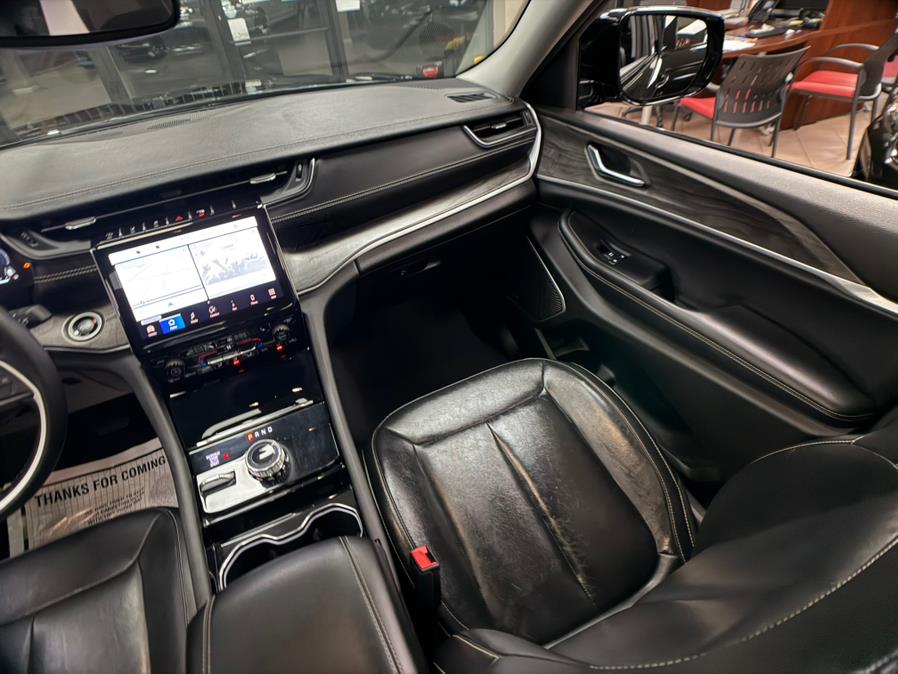 2022 Jeep Grand Cherokee Limited 4x4, available for sale in Massapequa Park, New York | Power Motors East. Massapequa Park, New York 2022 Jeep Grand Cherokee Limited 4x4, available for sale in Massapequa Park, New York | Power Motors East. Massapequa Park, New York