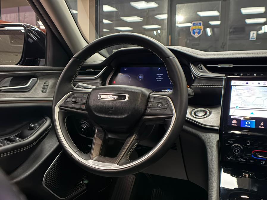 2022 Jeep Grand Cherokee Limited 4x4, available for sale in Massapequa Park, New York | Power Motors East. Massapequa Park, New York 2022 Jeep Grand Cherokee Limited 4x4, available for sale in Massapequa Park, New York | Power Motors East. Massapequa Park, New York