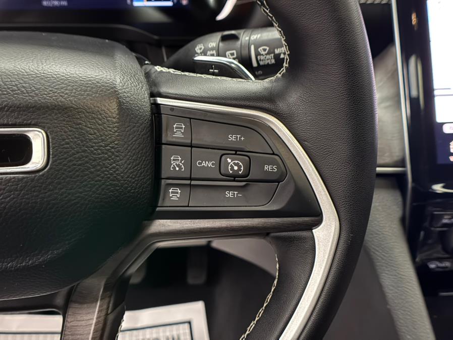 2022 Jeep Grand Cherokee Limited 4x4, available for sale in Massapequa Park, New York | Power Motors East. Massapequa Park, New York 2022 Jeep Grand Cherokee Limited 4x4, available for sale in Massapequa Park, New York | Power Motors East. Massapequa Park, New York