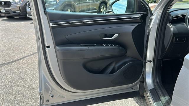 2022 Hyundai Tucson SEL, available for sale in Avon, Connecticut | Sullivan Automotive Group. Avon, Connecticut 2022 Hyundai Tucson SEL, available for sale in Avon, Connecticut | Sullivan Automotive Group. Avon, Connecticut