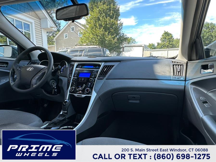 2013 Hyundai Sonata 4dr Sdn 2.4L Auto GLS, available for sale in East Windsor, Connecticut | Prime Wheels. East Windsor, Connecticut 2013 Hyundai Sonata 4dr Sdn 2.4L Auto GLS, available for sale in East Windsor, Connecticut | Prime Wheels. East Windsor, Connecticut