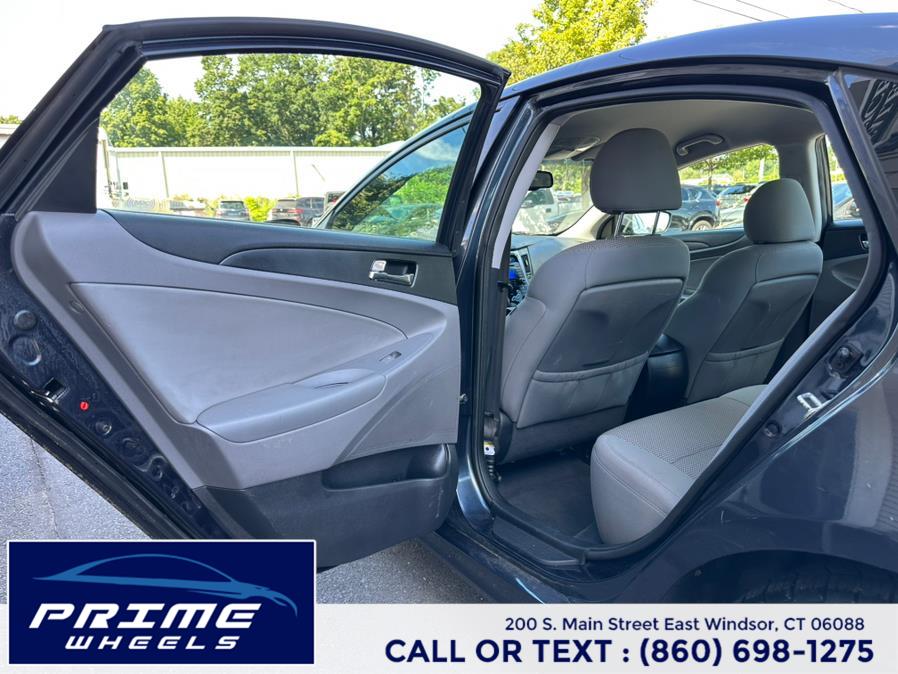 2013 Hyundai Sonata 4dr Sdn 2.4L Auto GLS, available for sale in East Windsor, Connecticut | Prime Wheels. East Windsor, Connecticut 2013 Hyundai Sonata 4dr Sdn 2.4L Auto GLS, available for sale in East Windsor, Connecticut | Prime Wheels. East Windsor, Connecticut