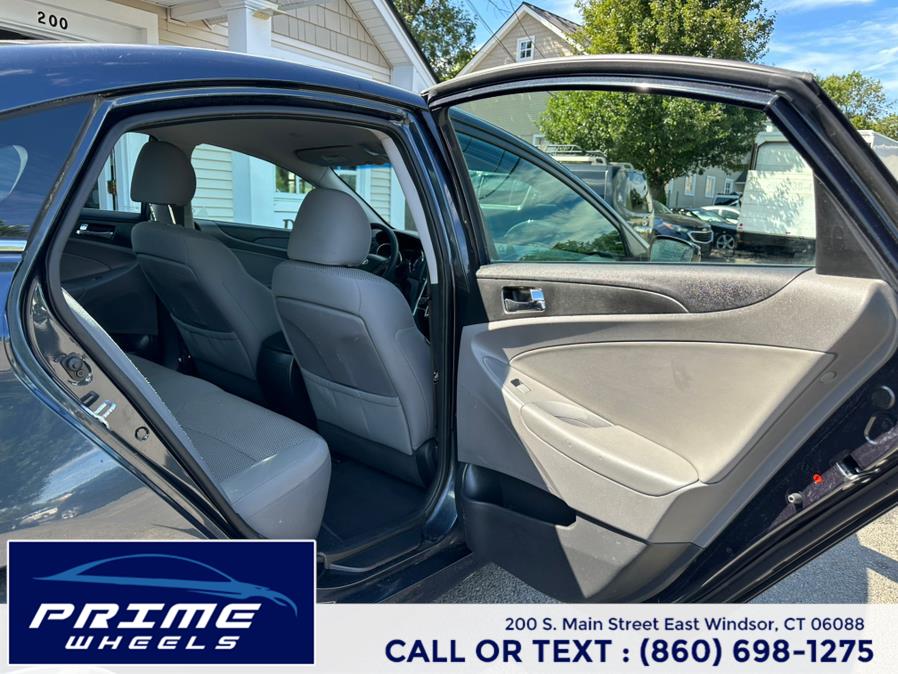 2013 Hyundai Sonata 4dr Sdn 2.4L Auto GLS, available for sale in East Windsor, Connecticut | Prime Wheels. East Windsor, Connecticut 2013 Hyundai Sonata 4dr Sdn 2.4L Auto GLS, available for sale in East Windsor, Connecticut | Prime Wheels. East Windsor, Connecticut