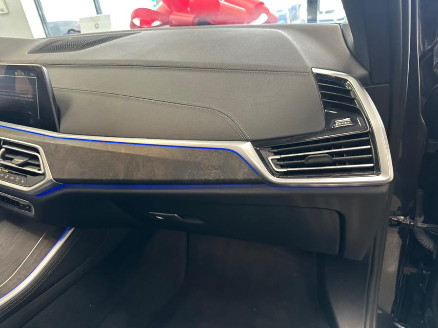 2022 BMW X5 sDrive40i Sports Activity Vehicle, available for sale in Inwood, New York | 5 Towns Drive. Inwood, New York 2022 BMW X5 sDrive40i Sports Activity Vehicle, available for sale in Inwood, New York | 5 Towns Drive. Inwood, New York