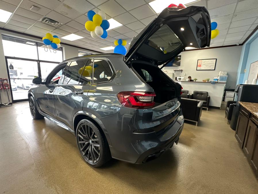 2022 BMW X5 sDrive40i Sports Activity Vehicle, available for sale in Inwood, New York | 5 Towns Drive. Inwood, New York 2022 BMW X5 sDrive40i Sports Activity Vehicle, available for sale in Inwood, New York | 5 Towns Drive. Inwood, New York